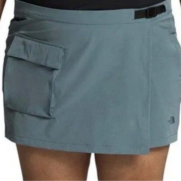 The North Face paramount women’s plus size 20W faux wrap skort slate blue zipper - Picture 2 of 7